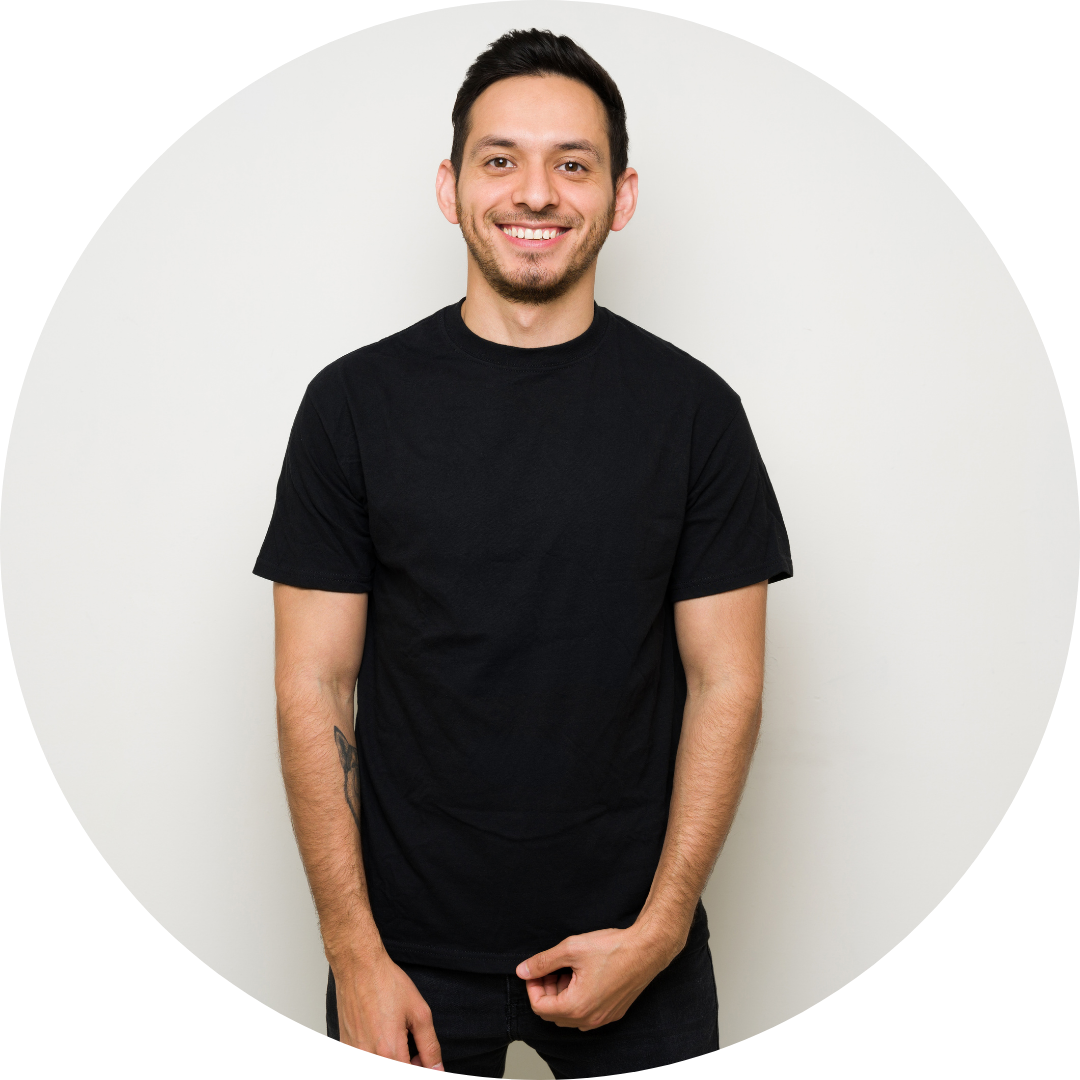 Author Julian Reyes
